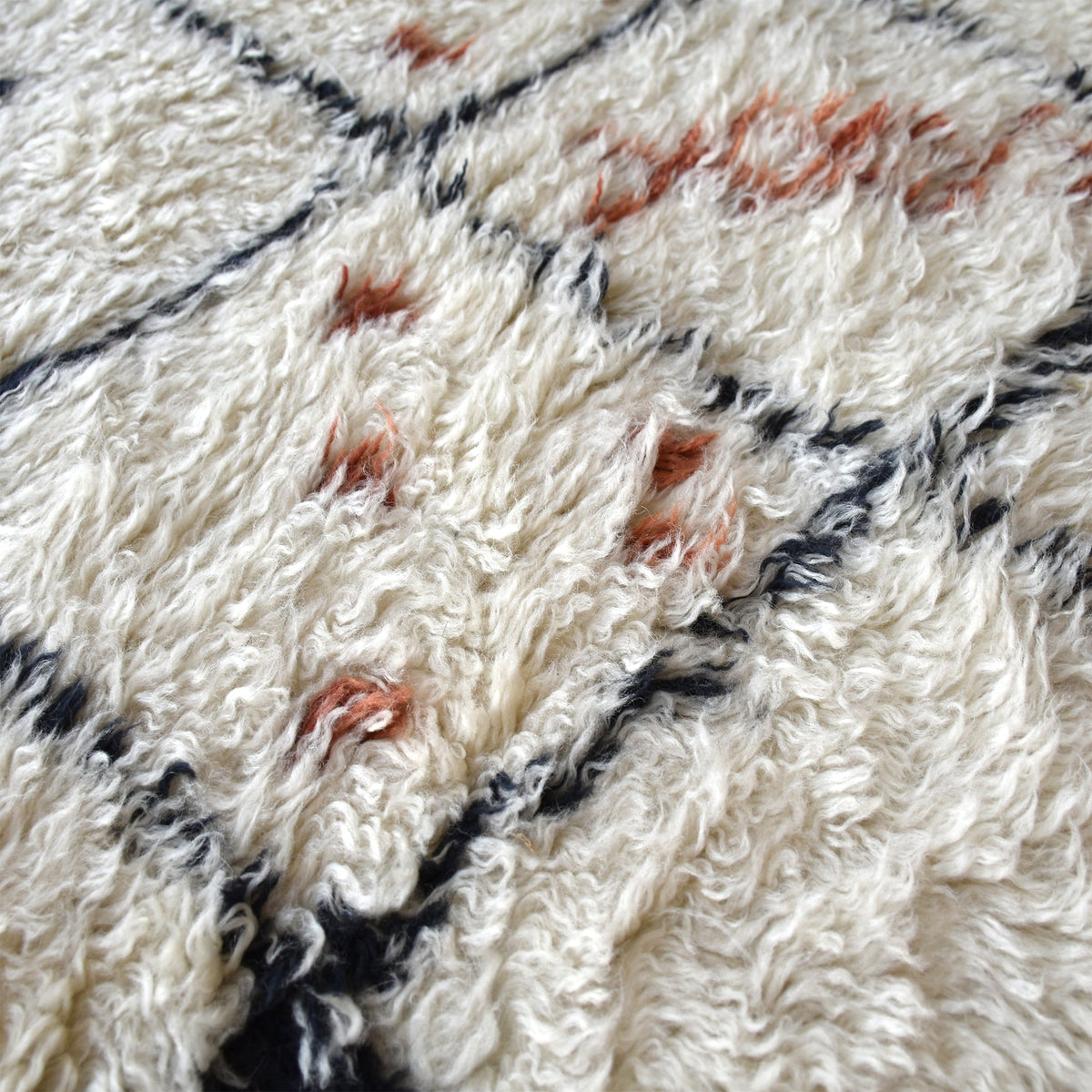 Agate Hand-Knotted New Zealand Wool Rug