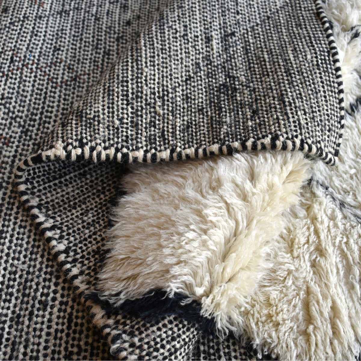Agate Hand-Knotted New Zealand Wool Rug