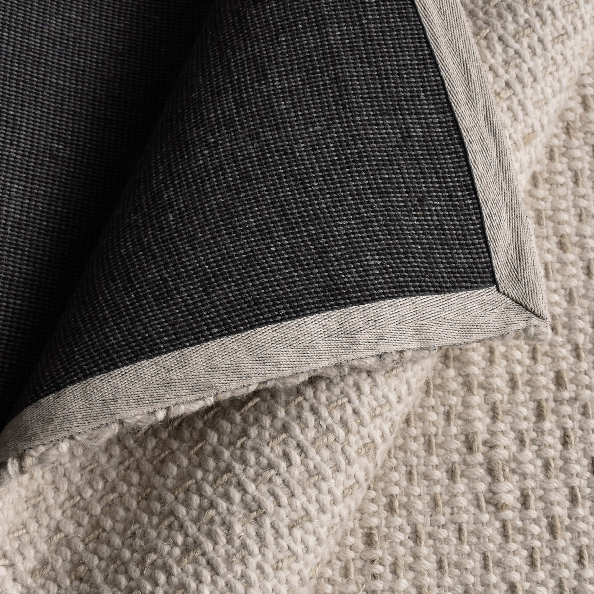Pebble Handwoven Wool & Jute Rug